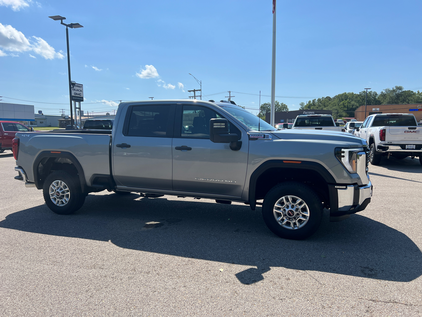 2024 GMC Sierra 2500HD Pro 3