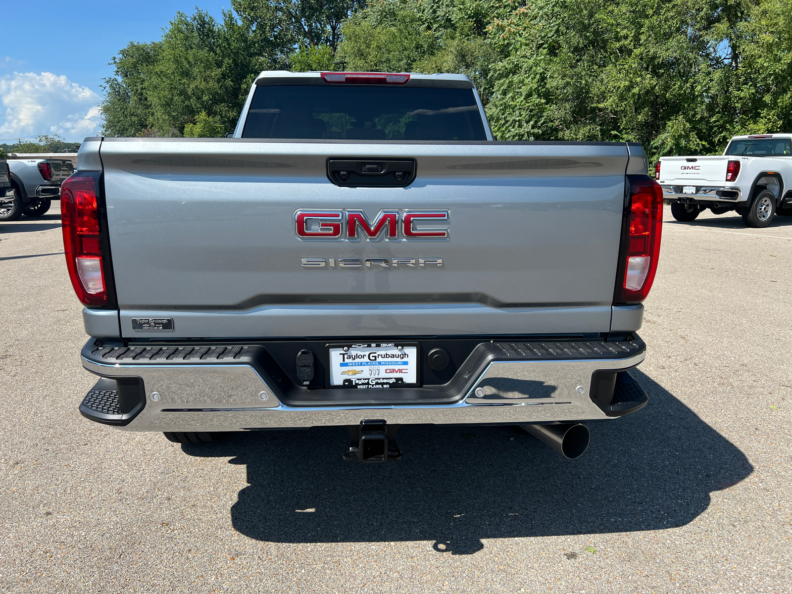 2024 GMC Sierra 2500HD Pro 12