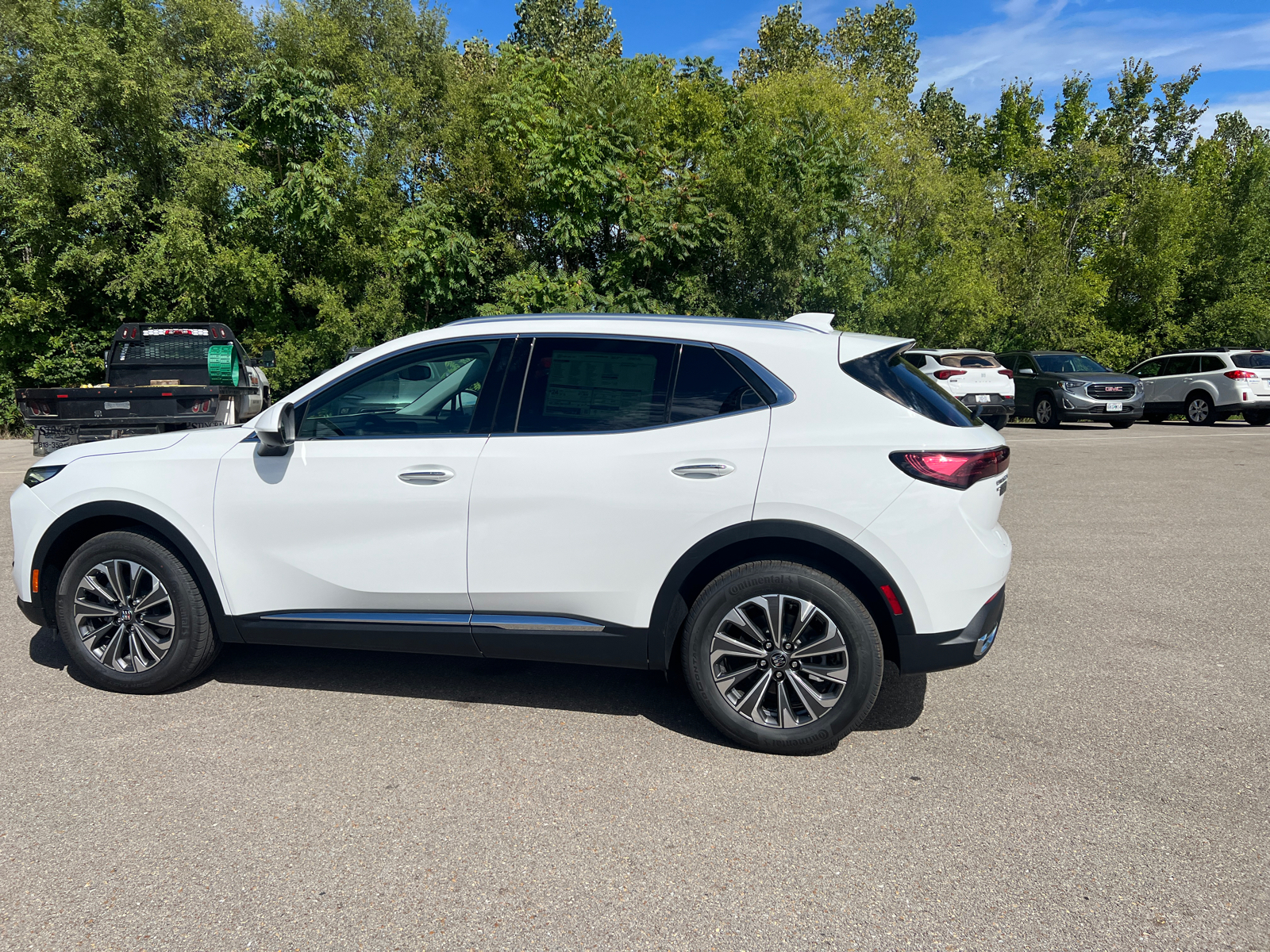 2024 Buick Envision Preferred 9