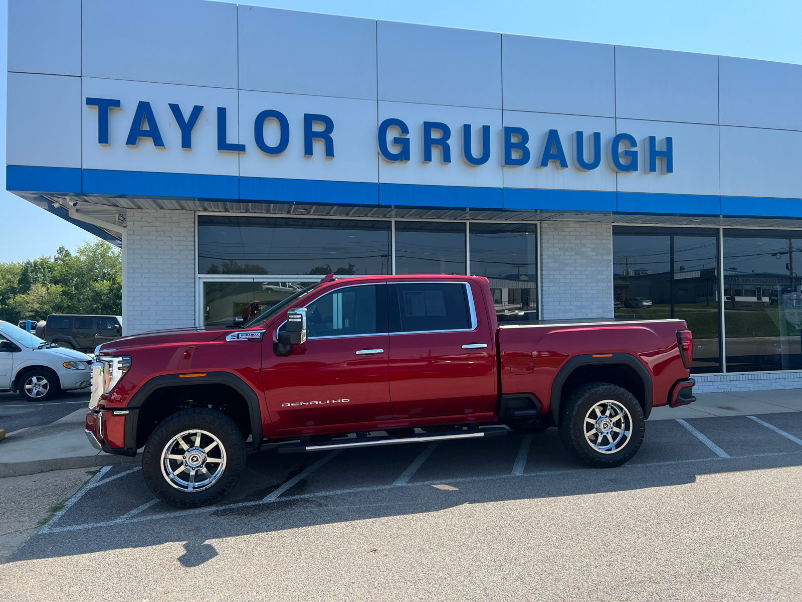 2024 GMC Sierra 3500HD Denali 1