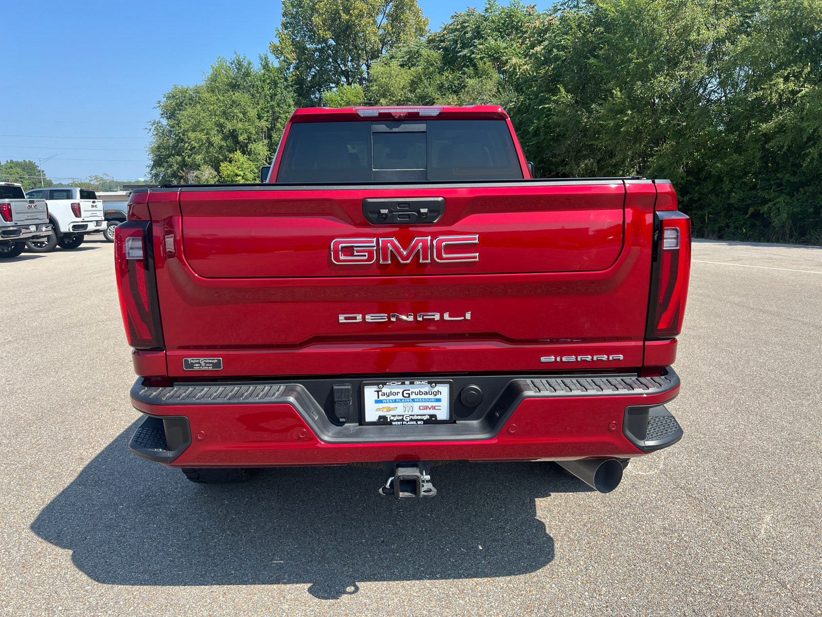 2024 GMC Sierra 3500HD Denali 12