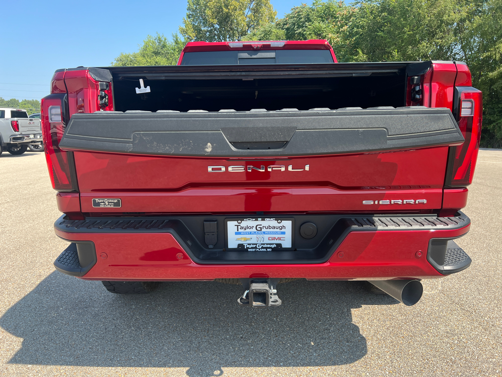 2024 GMC Sierra 3500HD Denali 14