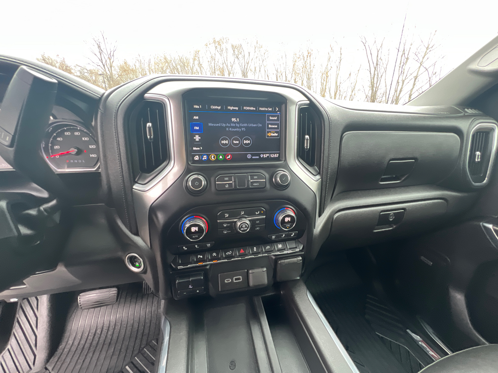 2020 Chevrolet Silverado 1500 LTZ 24