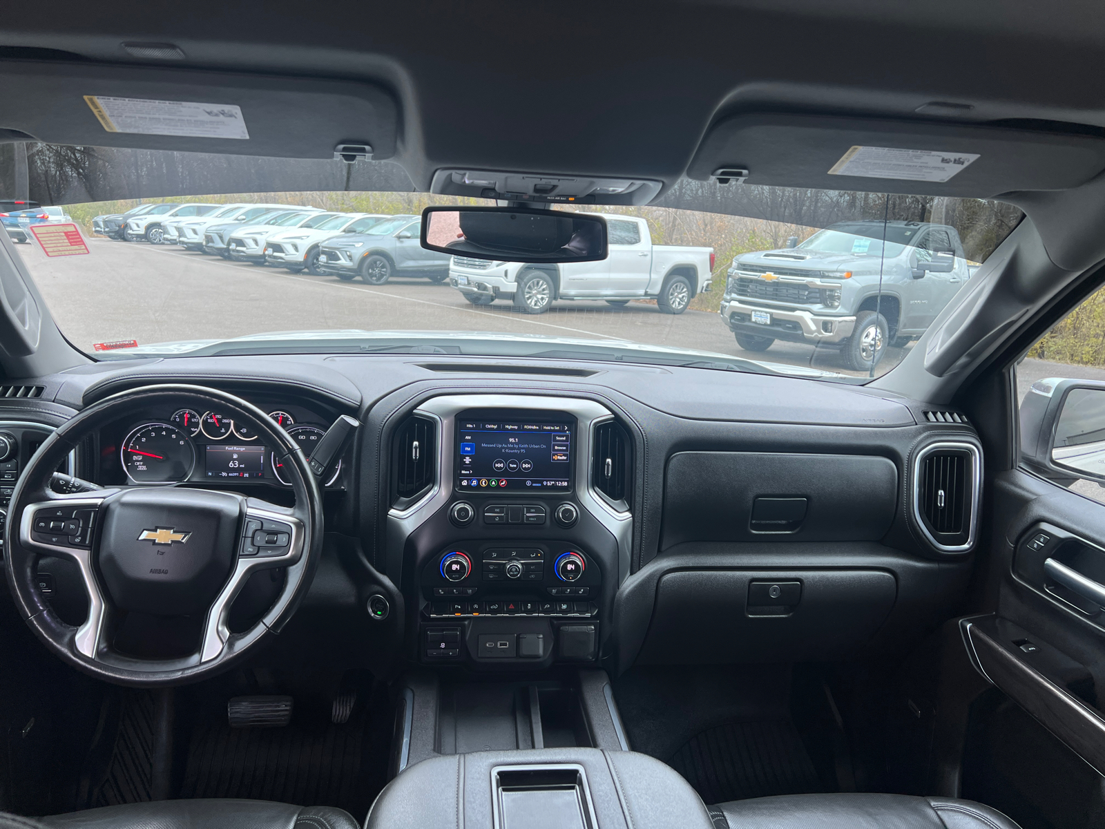 2020 Chevrolet Silverado 1500 LTZ 32