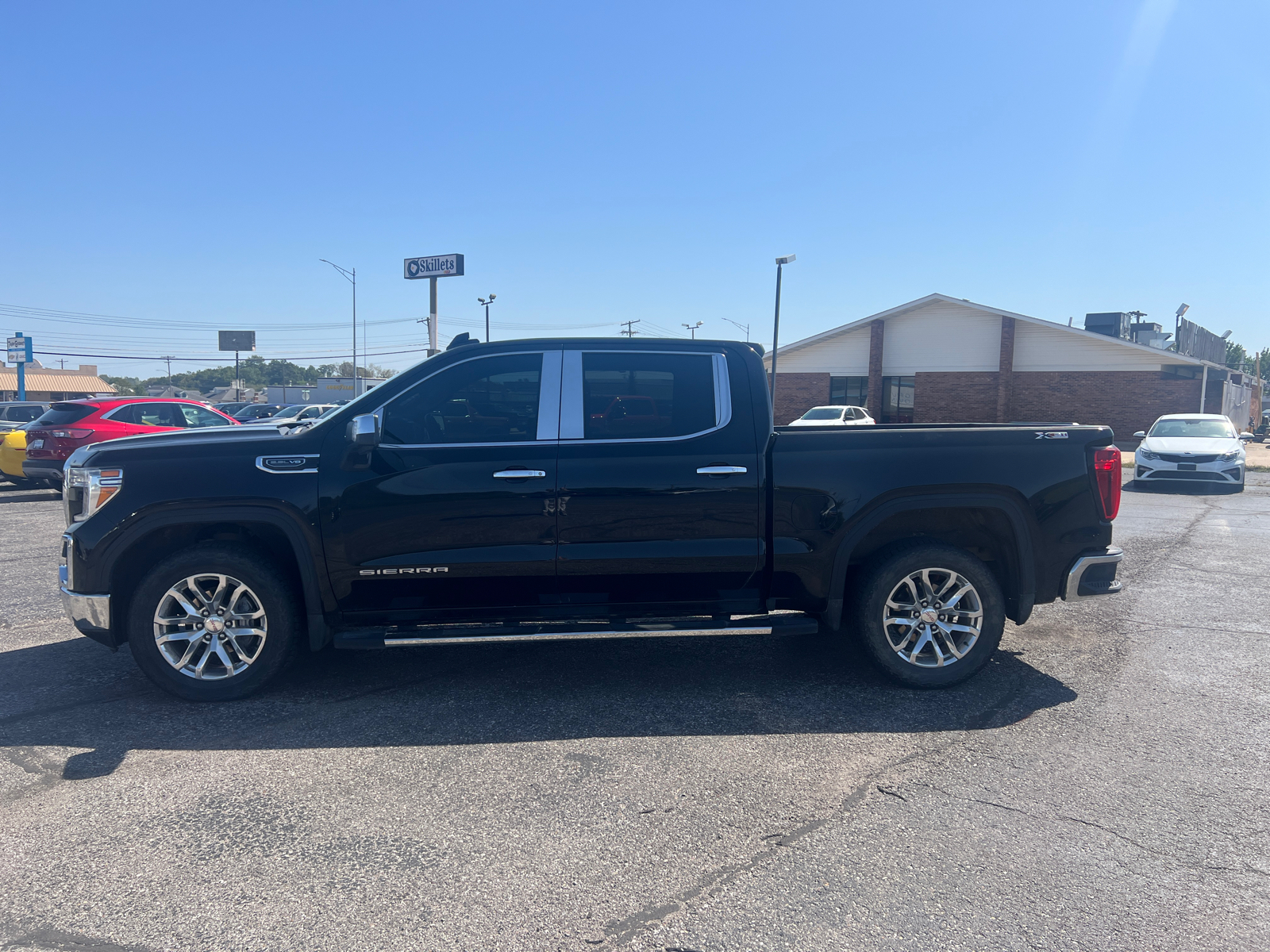 2021 GMC Sierra 1500 SLT 4