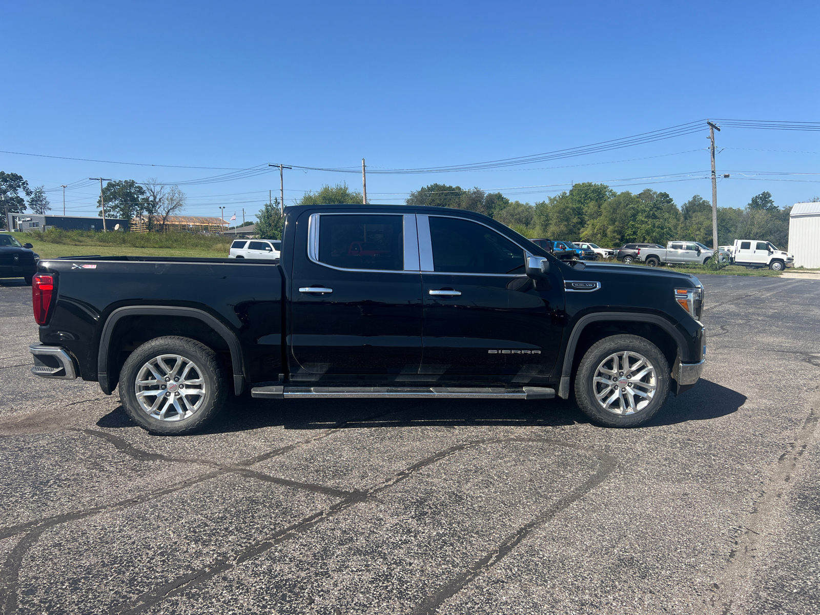 2021 GMC Sierra 1500 SLT 8