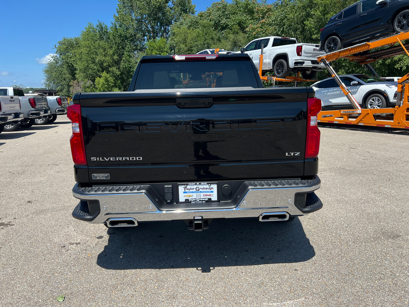 2024 Chevrolet Silverado 1500 LTZ 12