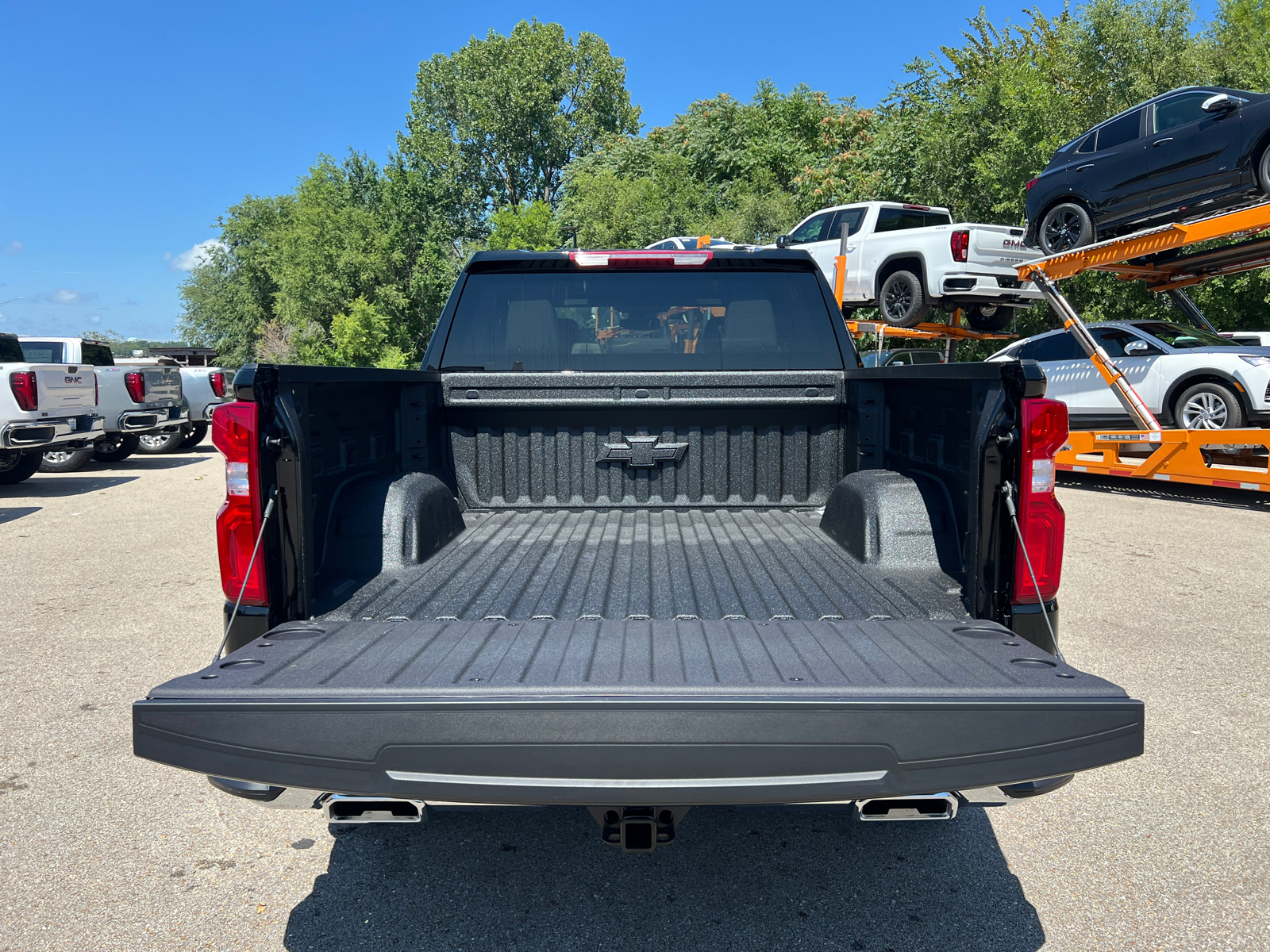 2024 Chevrolet Silverado 1500 LTZ 14