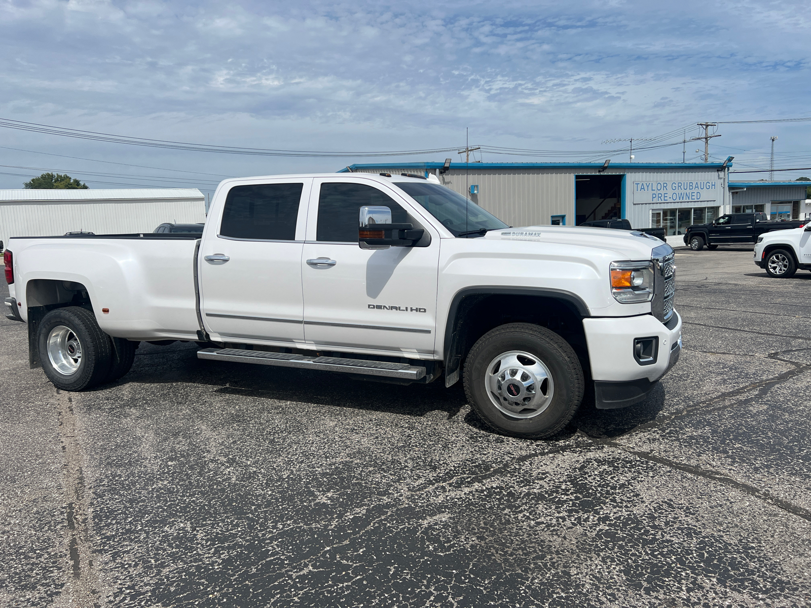 2018 GMC Sierra 3500HD Denali 6