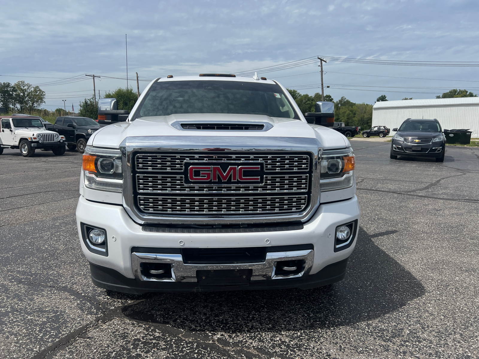 2018 GMC Sierra 3500HD Denali 8