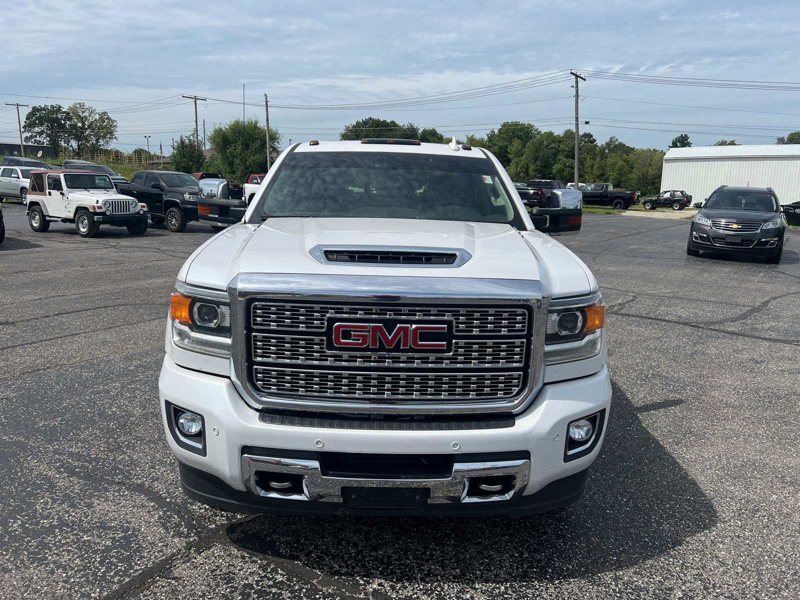 2018 GMC Sierra 3500HD Denali 9