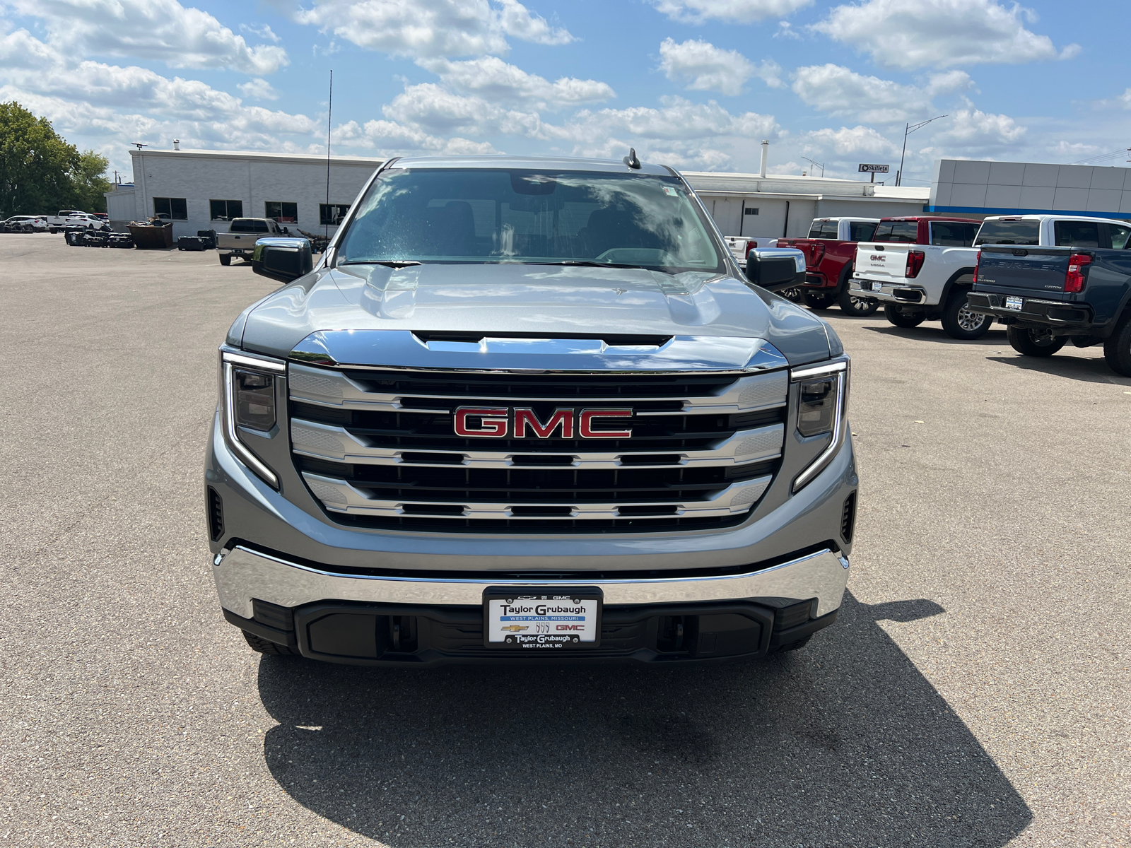 2024 GMC Sierra 1500 SLE 6