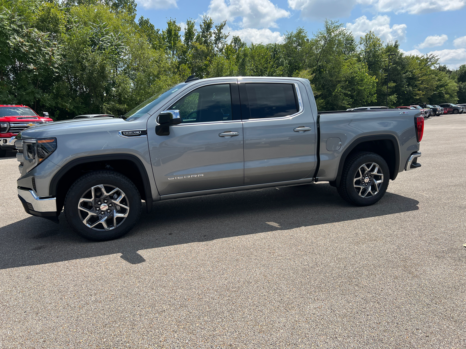 2024 GMC Sierra 1500 SLE 7