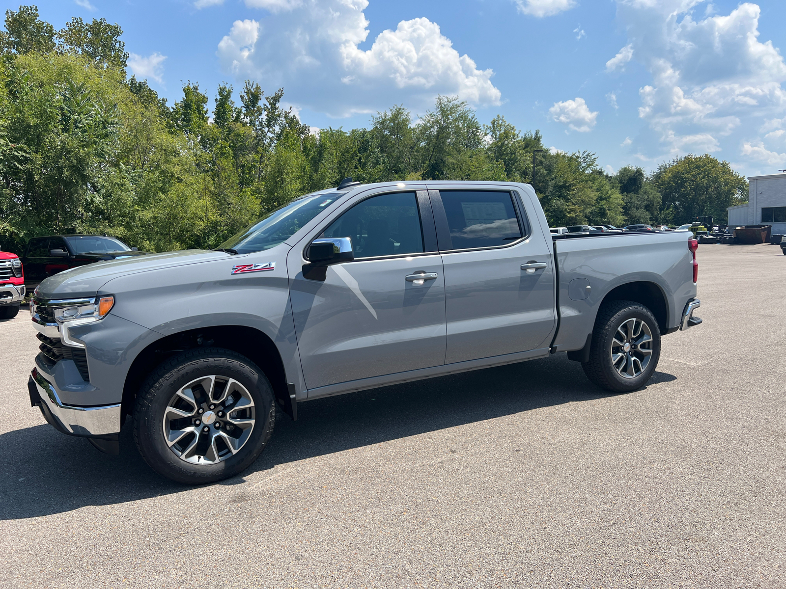 2024 Chevrolet Silverado 1500 LT 7