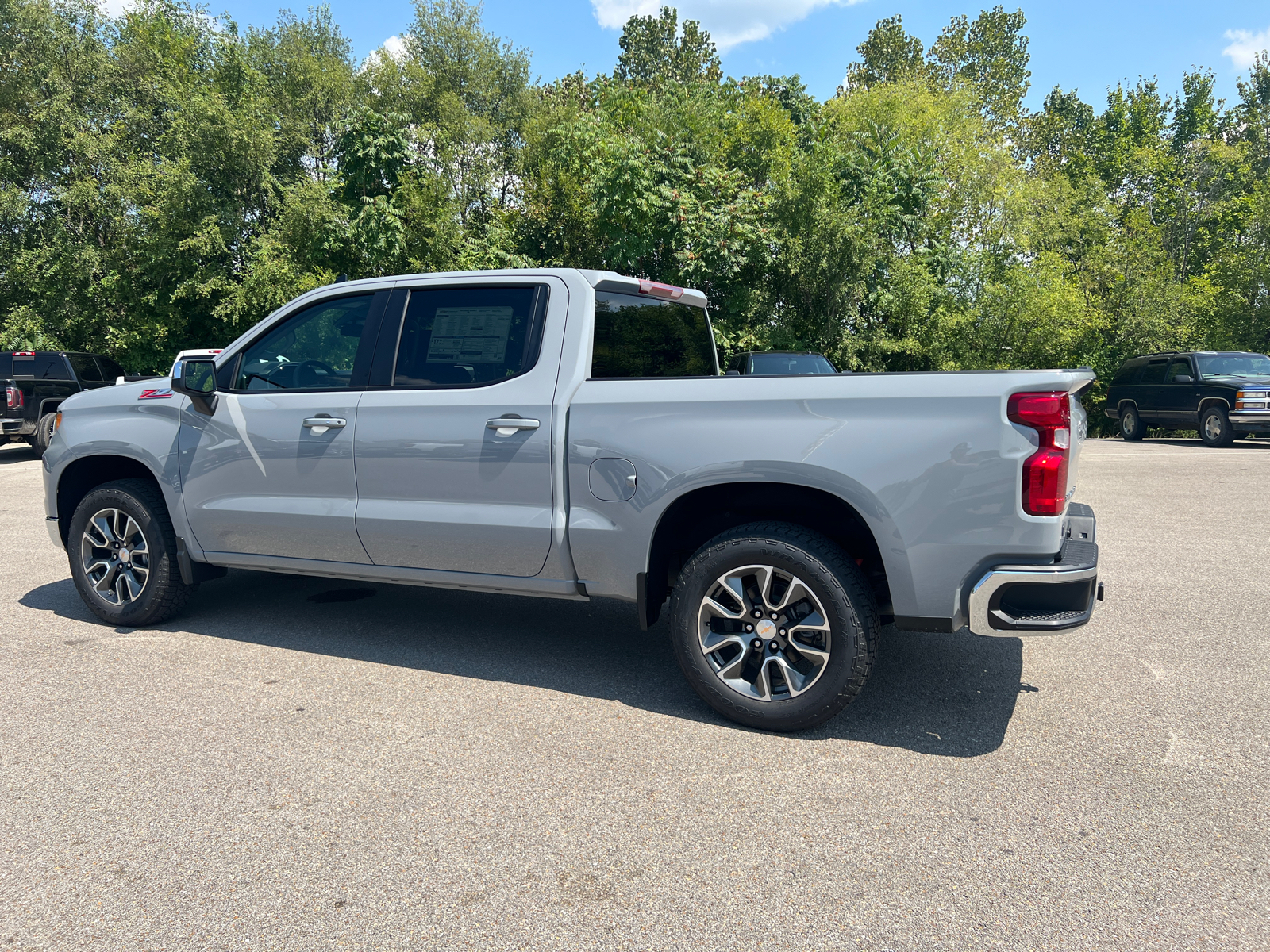 2024 Chevrolet Silverado 1500 LT 9