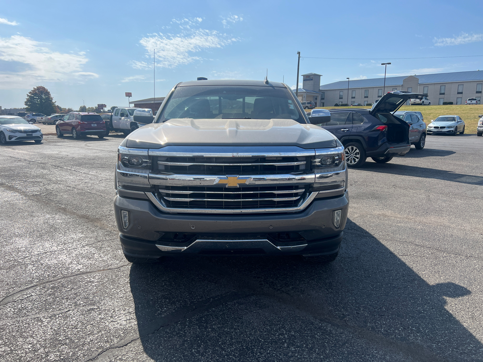 2017 Chevrolet Silverado 1500 High Country 2