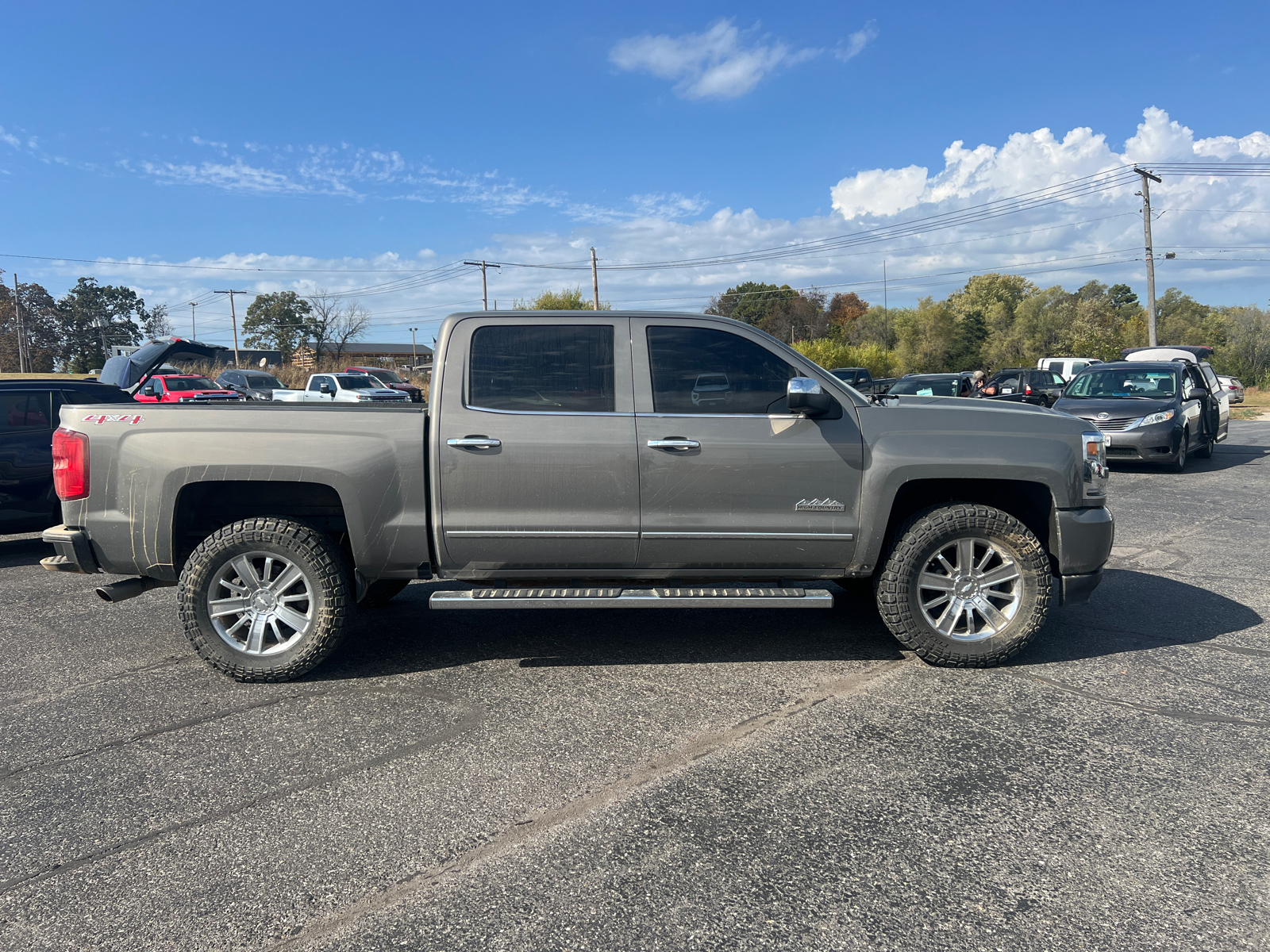 2017 Chevrolet Silverado 1500 High Country 8