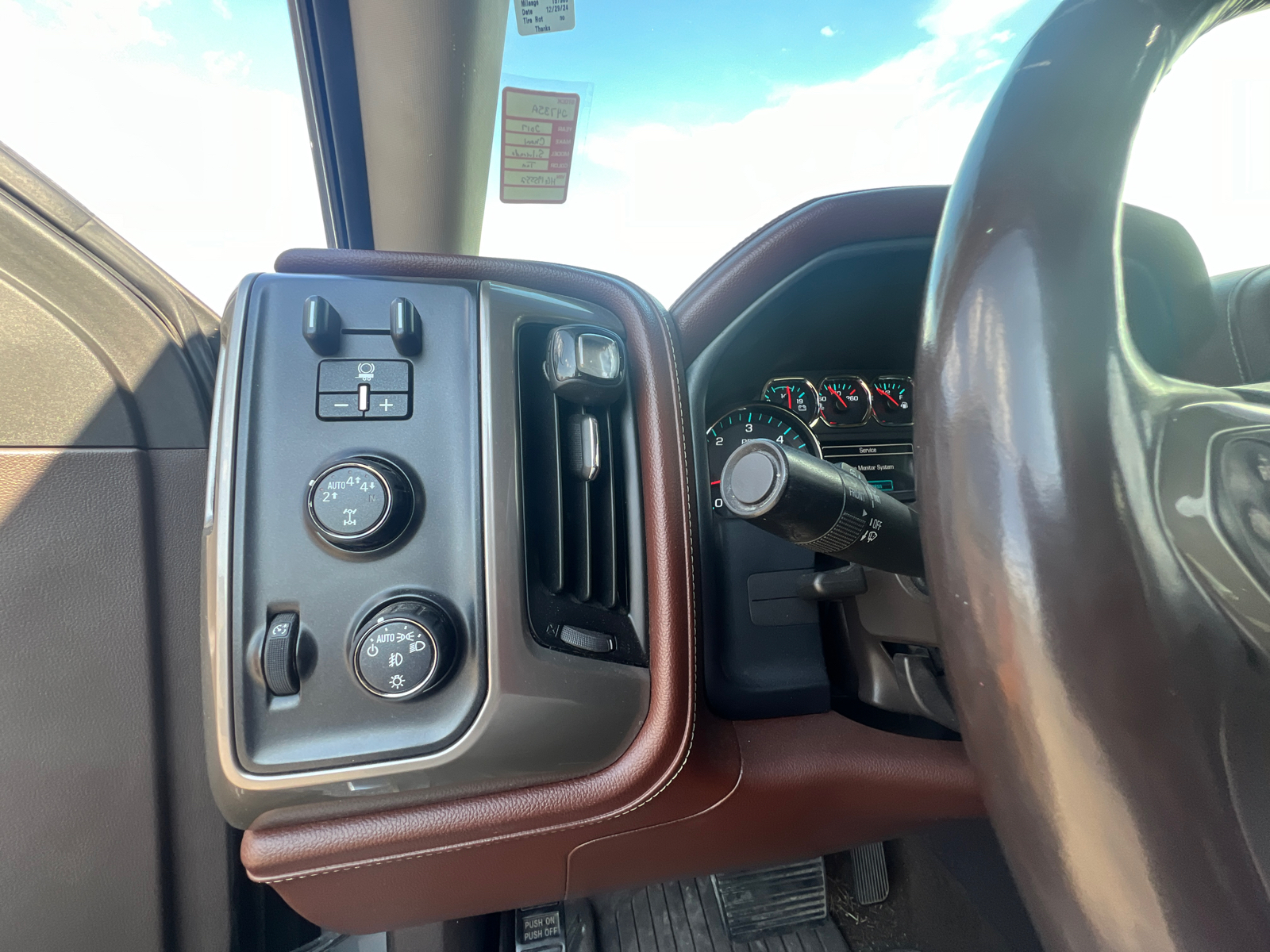 2017 Chevrolet Silverado 1500 High Country 13