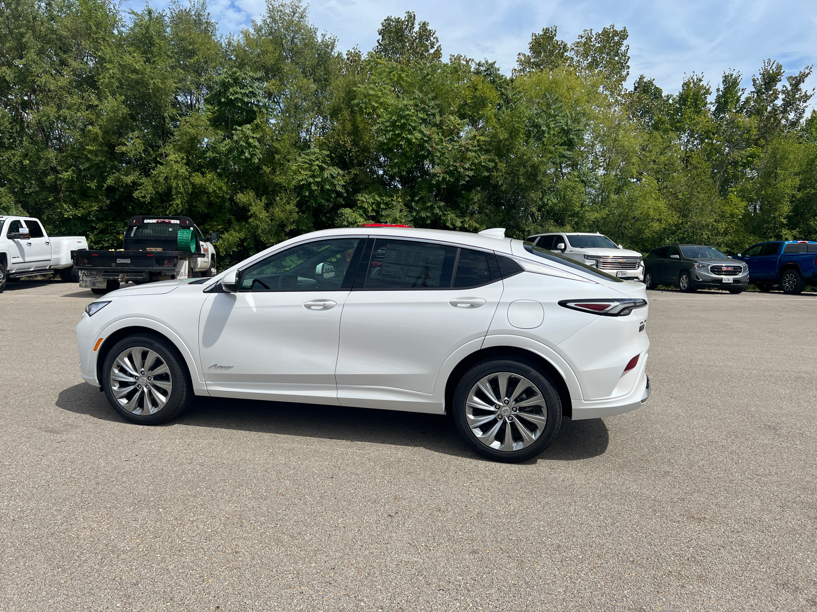 2024 Buick Envista Avenir 9