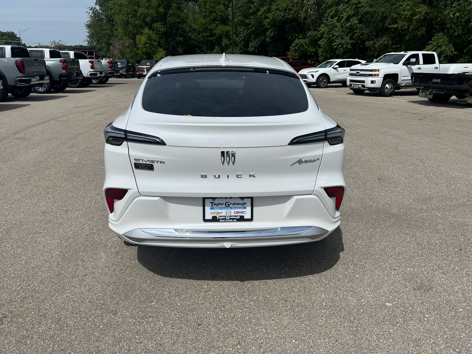 2024 Buick Envista Avenir 11