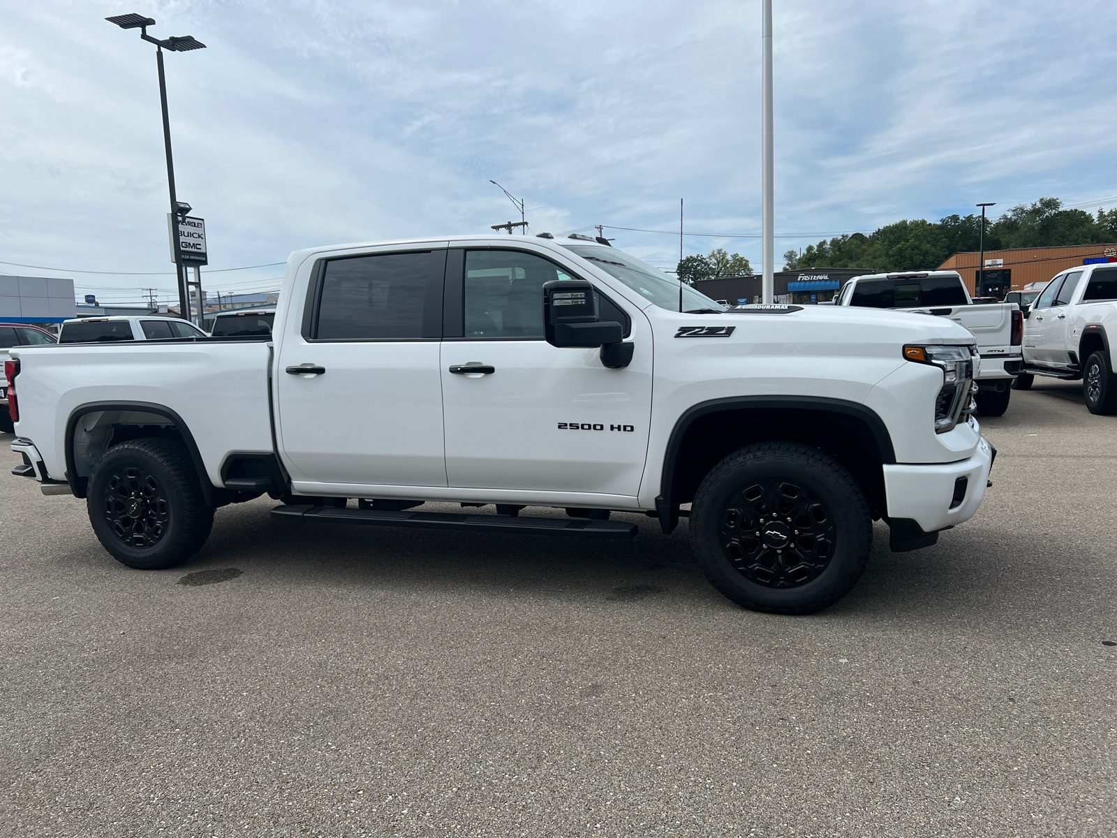 2024 Chevrolet Silverado 2500HD LT 3