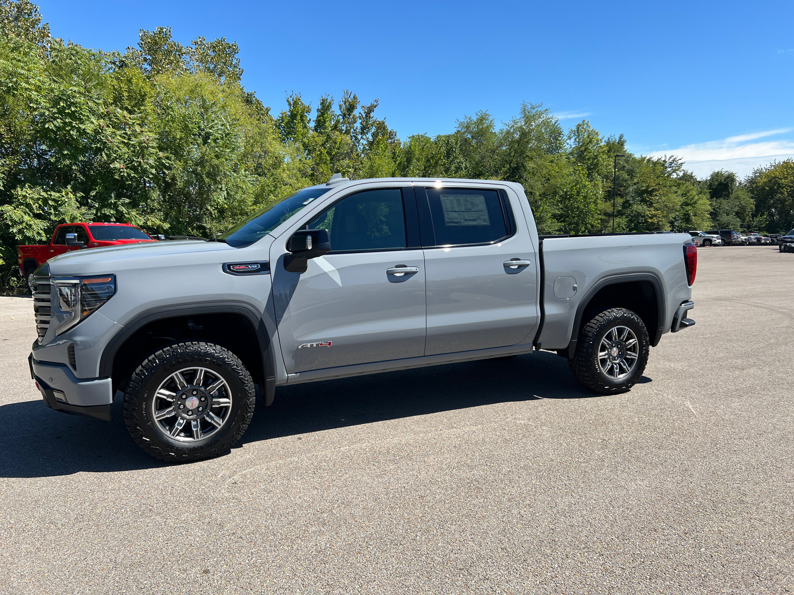 2024 GMC Sierra 1500 AT4 7