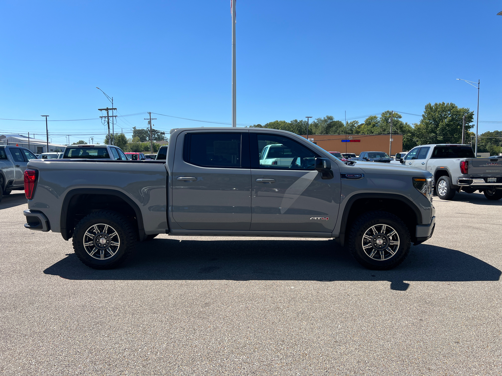 2024 GMC Sierra 1500 AT4 14