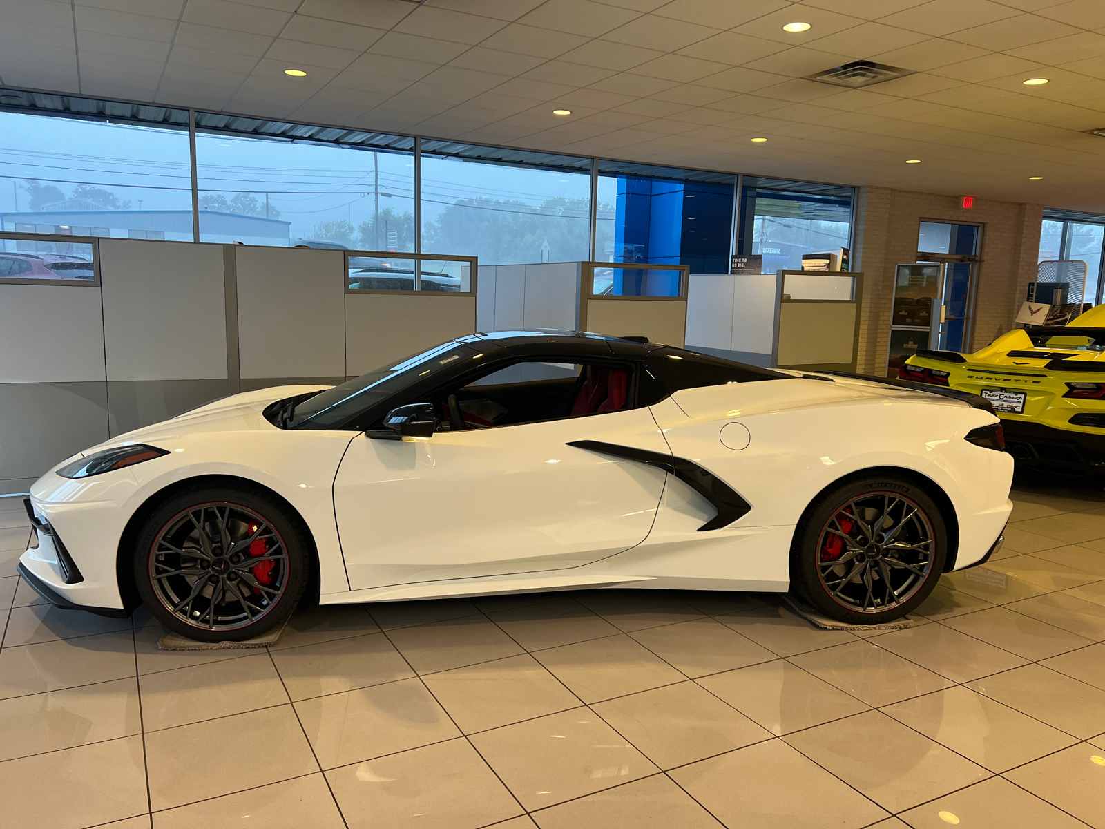 2024 Chevrolet Corvette 2LT 2