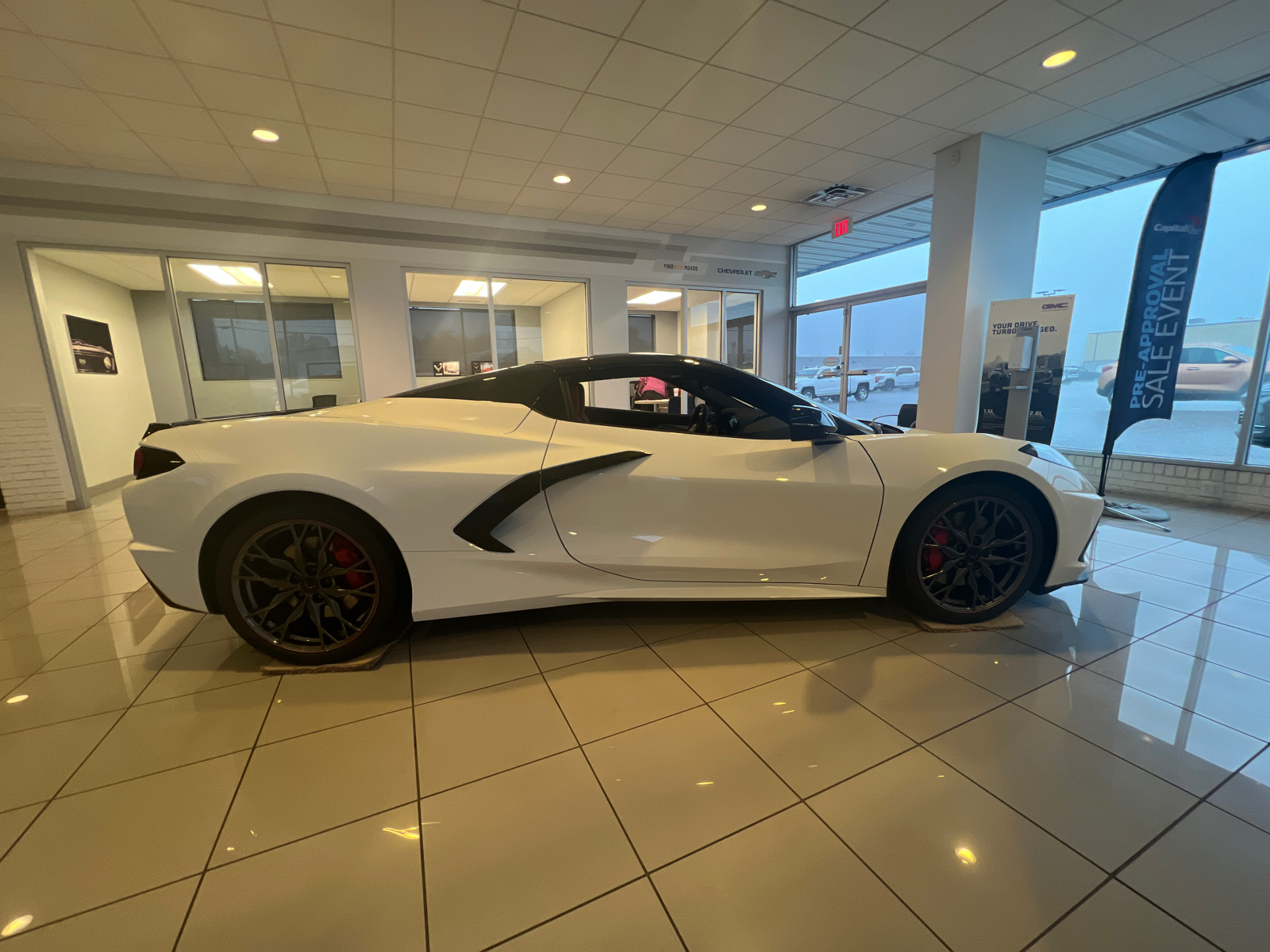 2024 Chevrolet Corvette 2LT 10