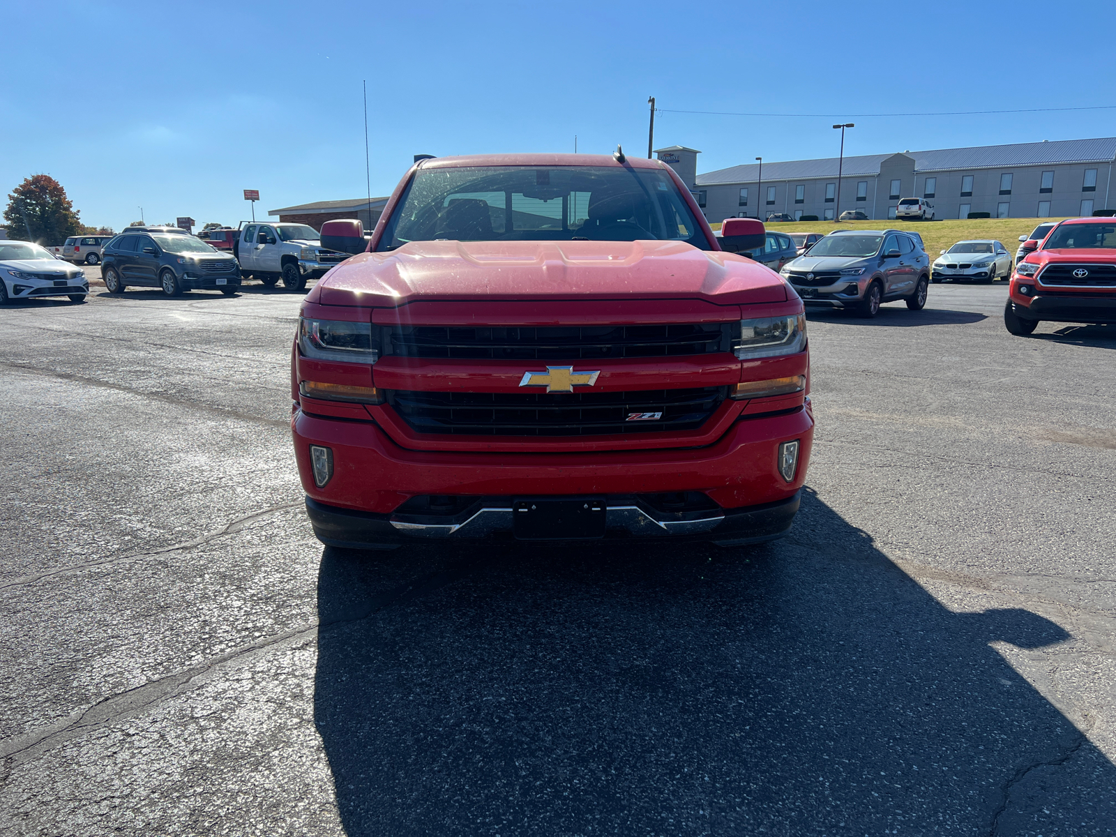 2017 Chevrolet Silverado 1500 LT 2