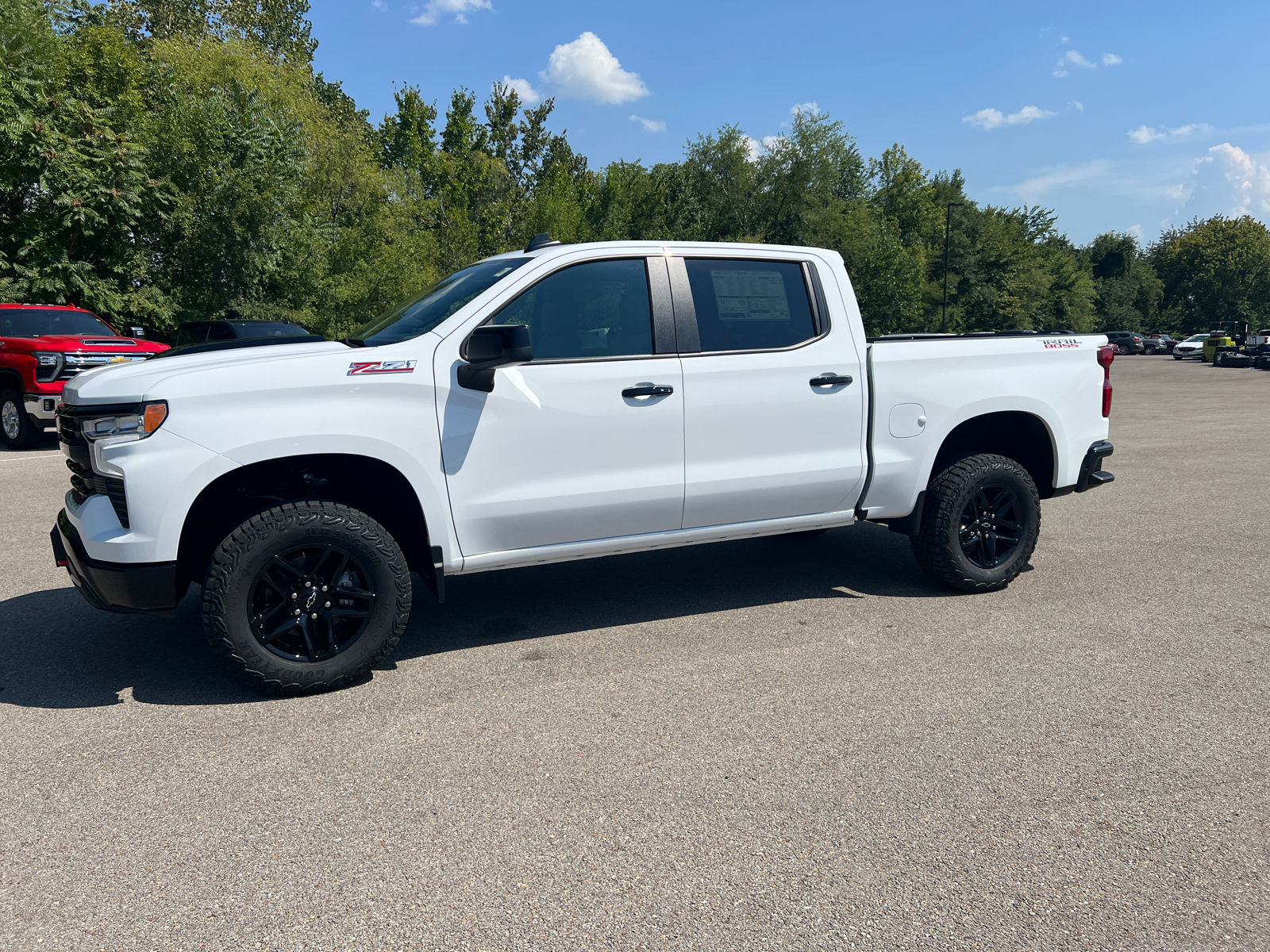 2024 Chevrolet Silverado 1500 LT Trail Boss 7