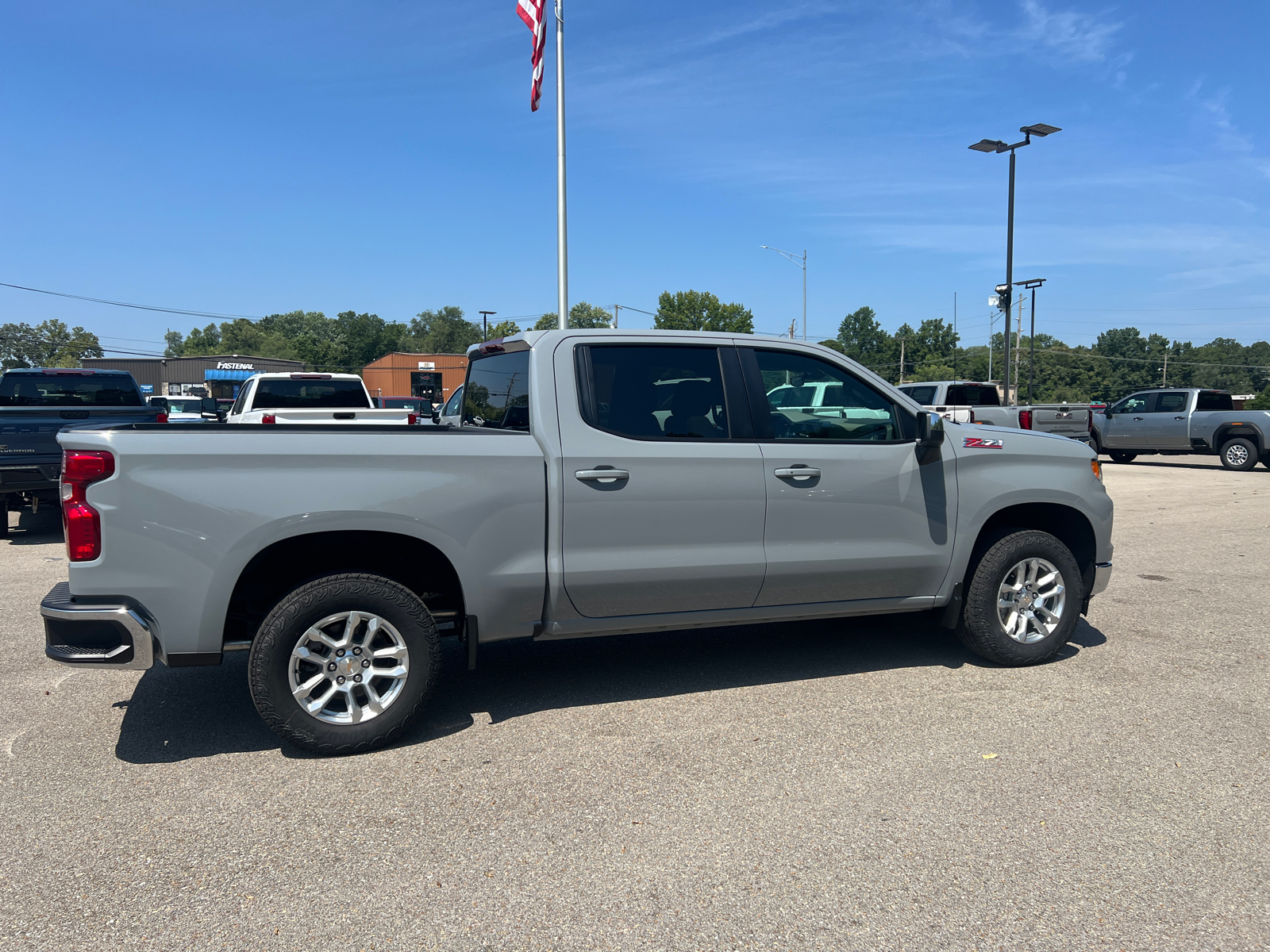 2024 Chevrolet Silverado 1500 LT 14