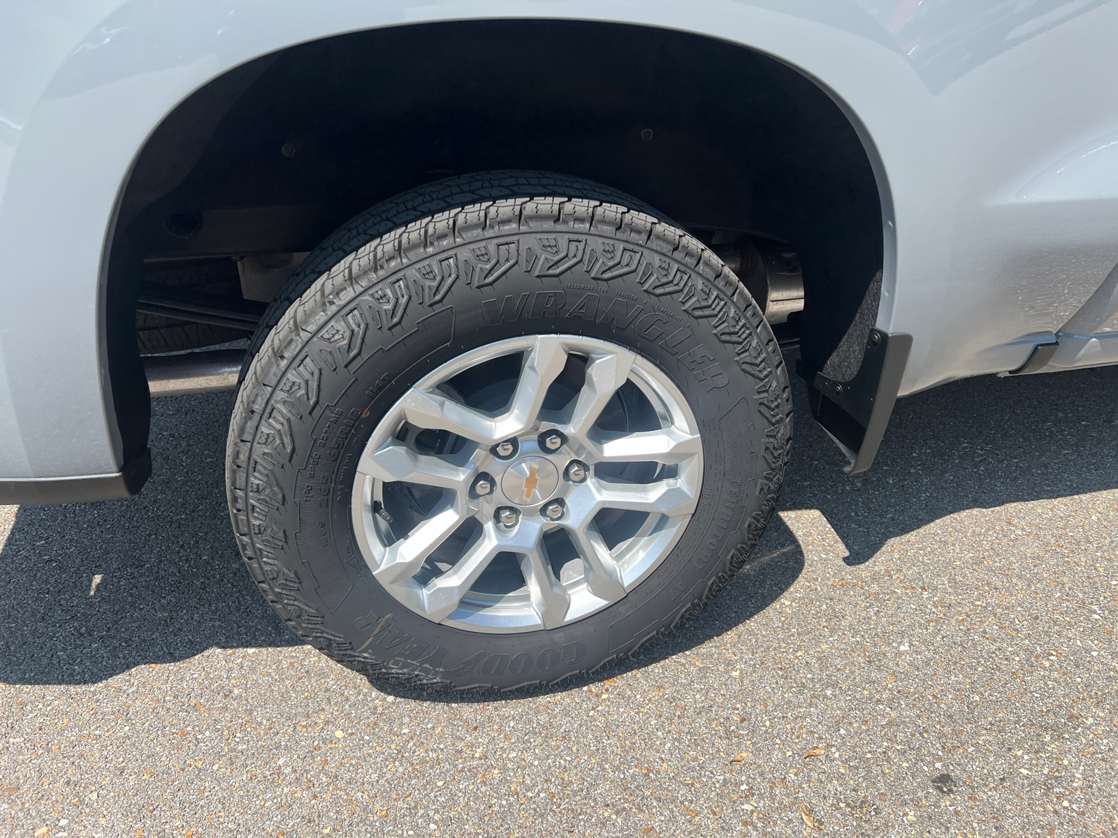 2024 Chevrolet Silverado 1500 LT 15