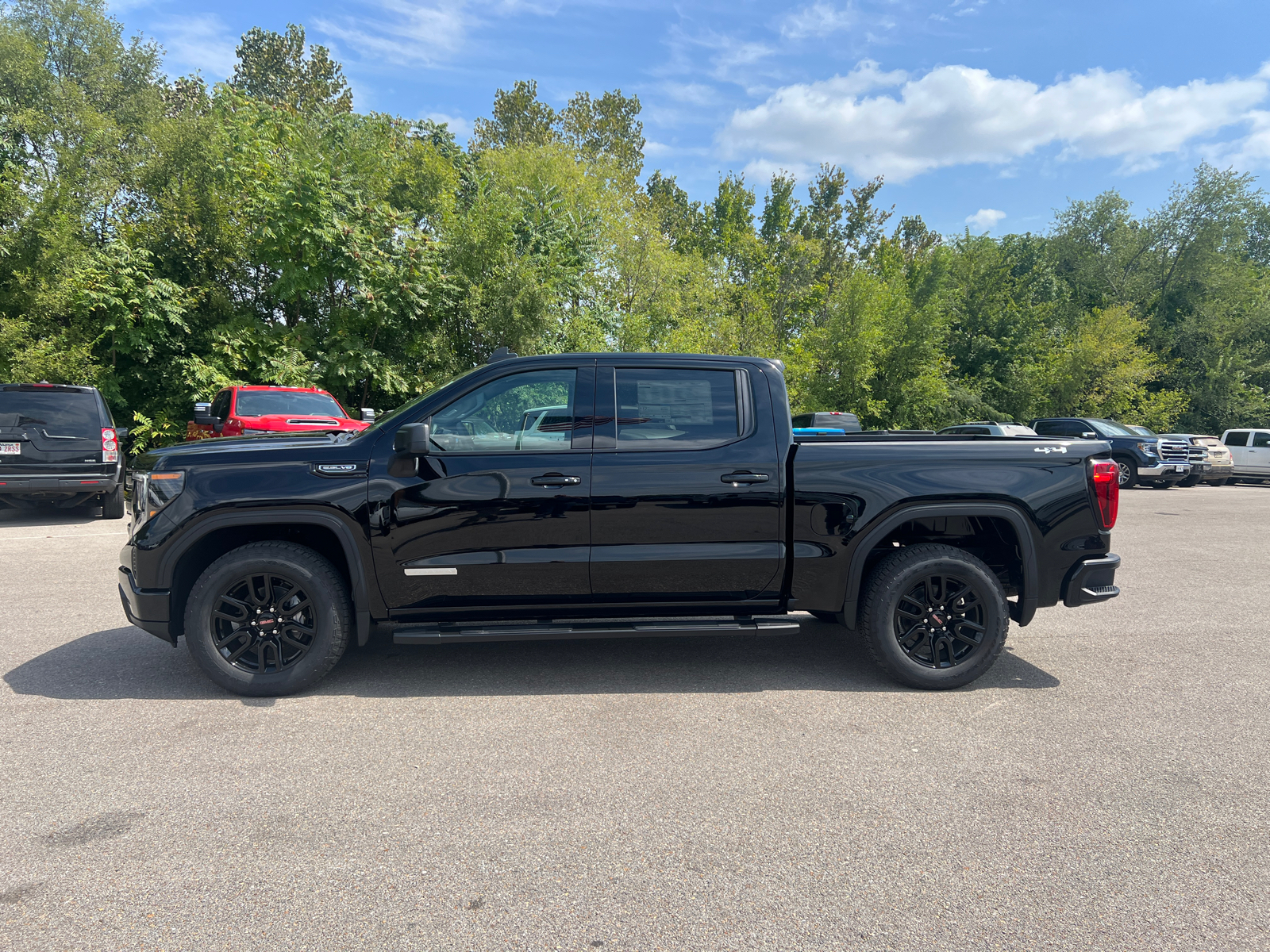 2024 GMC Sierra 1500 Elevation 8