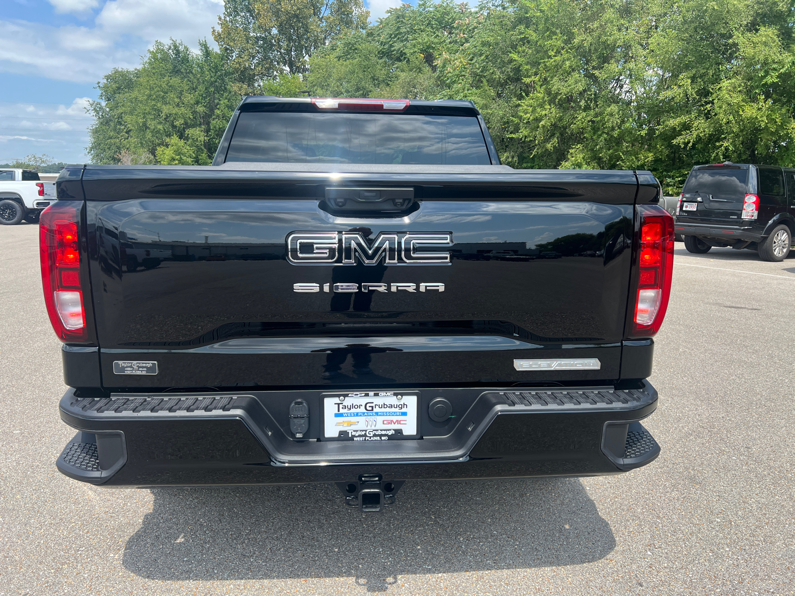 2024 GMC Sierra 1500 Elevation 10