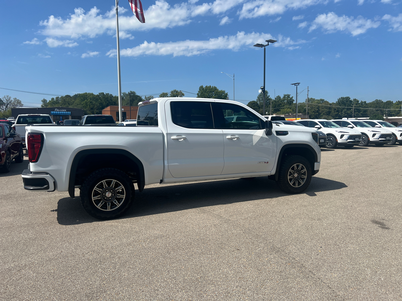 2024 GMC Sierra 1500 AT4 13