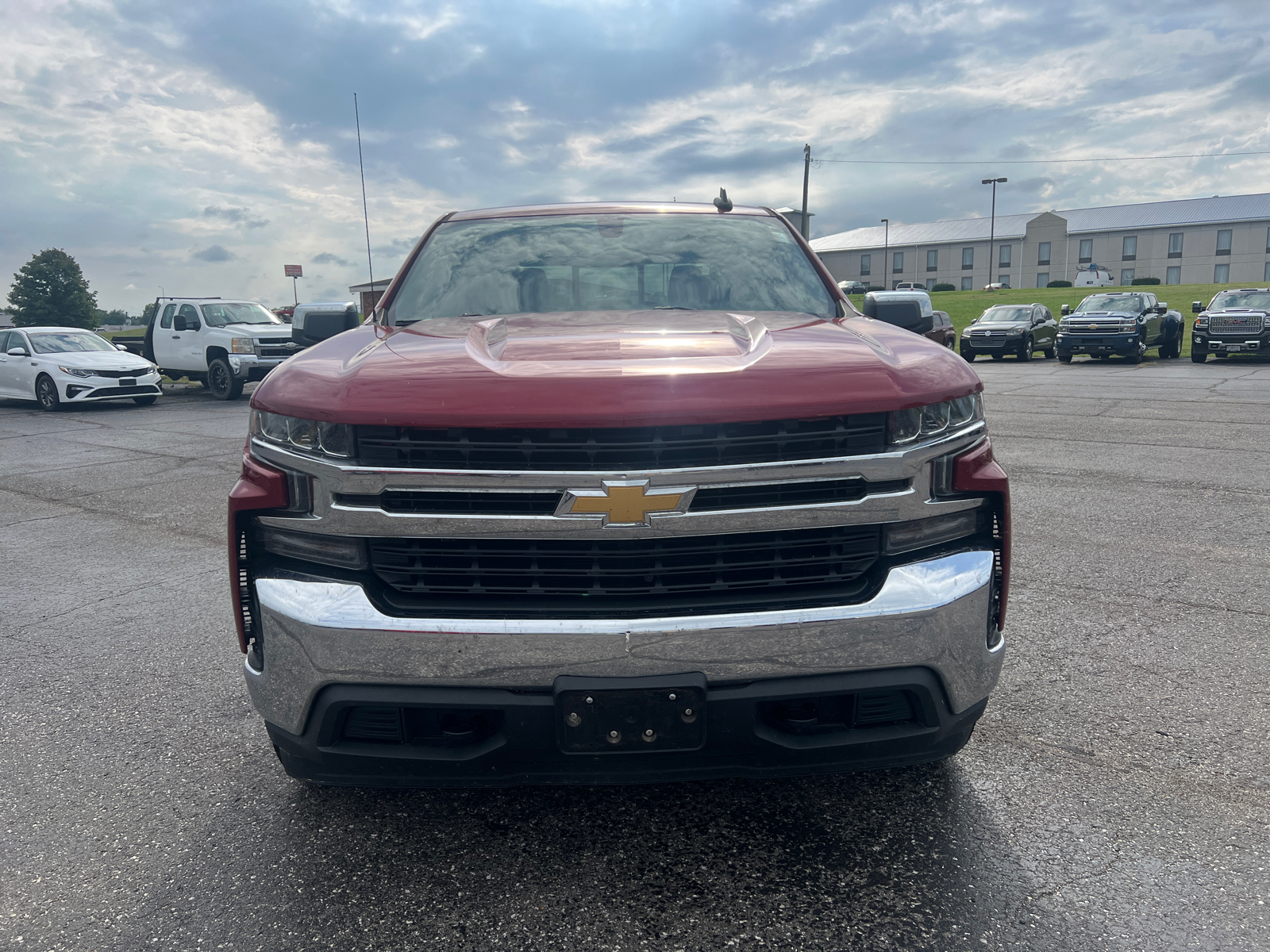 2019 Chevrolet Silverado 1500 LT 2