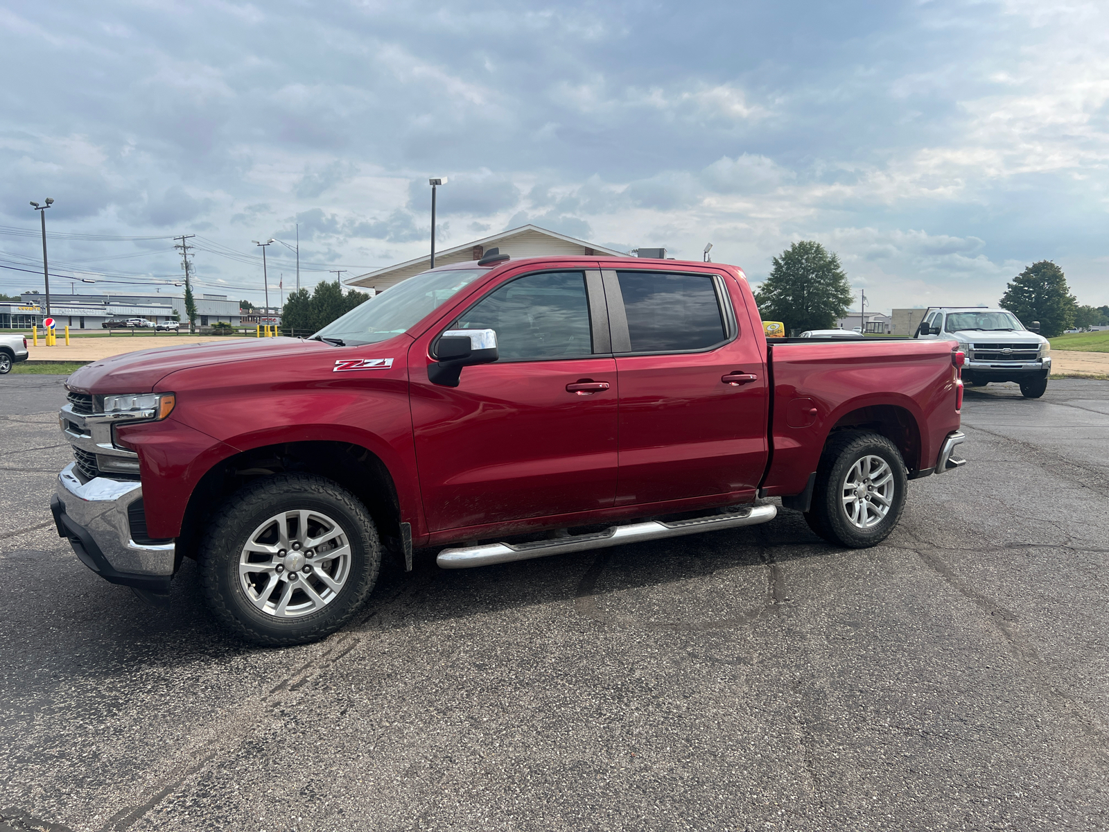 2019 Chevrolet Silverado 1500 LT 3