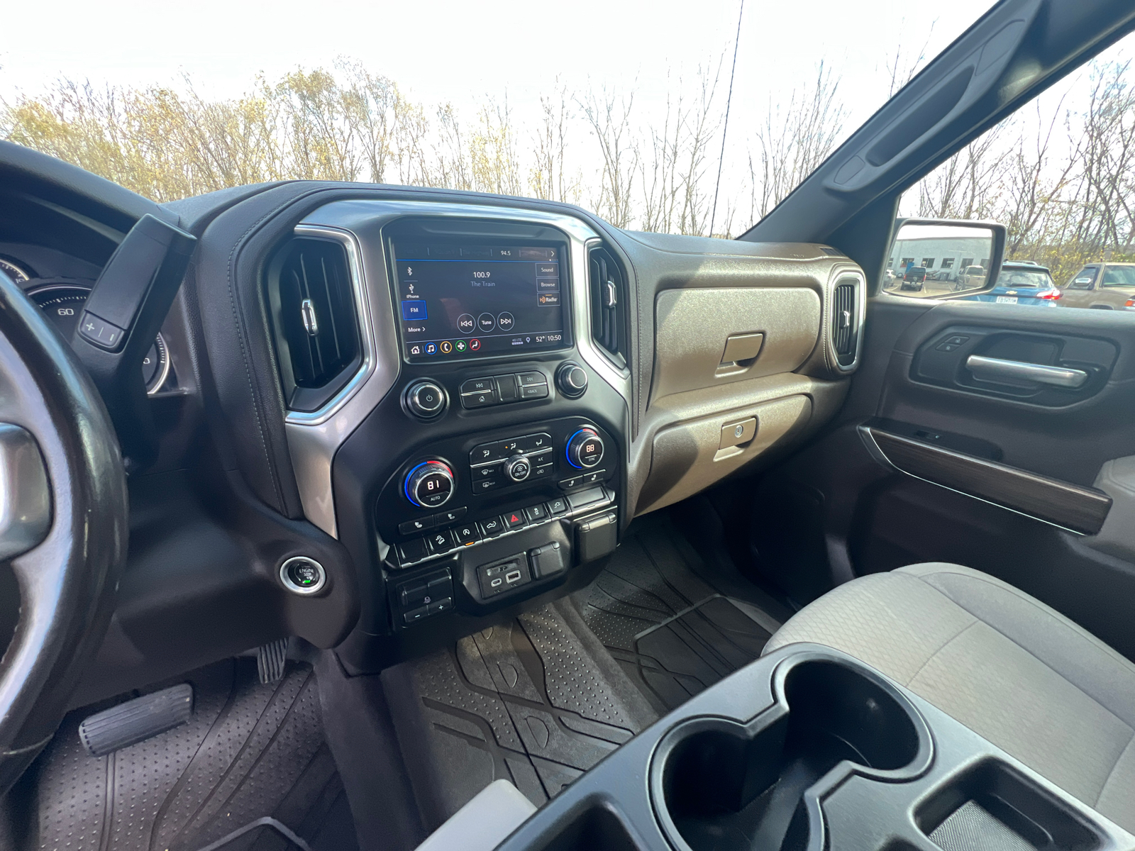 2019 Chevrolet Silverado 1500 LT 22