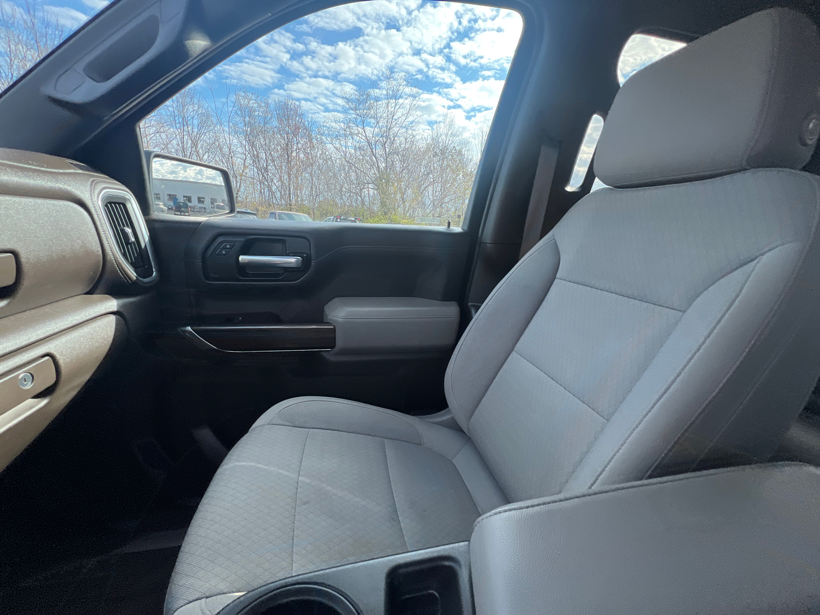 2019 Chevrolet Silverado 1500 LT 26