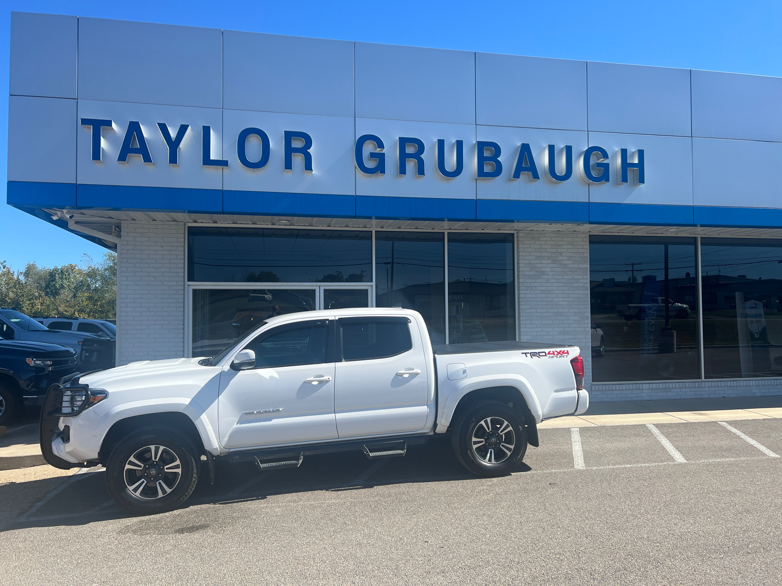 2019 Toyota Tacoma 4WD  1