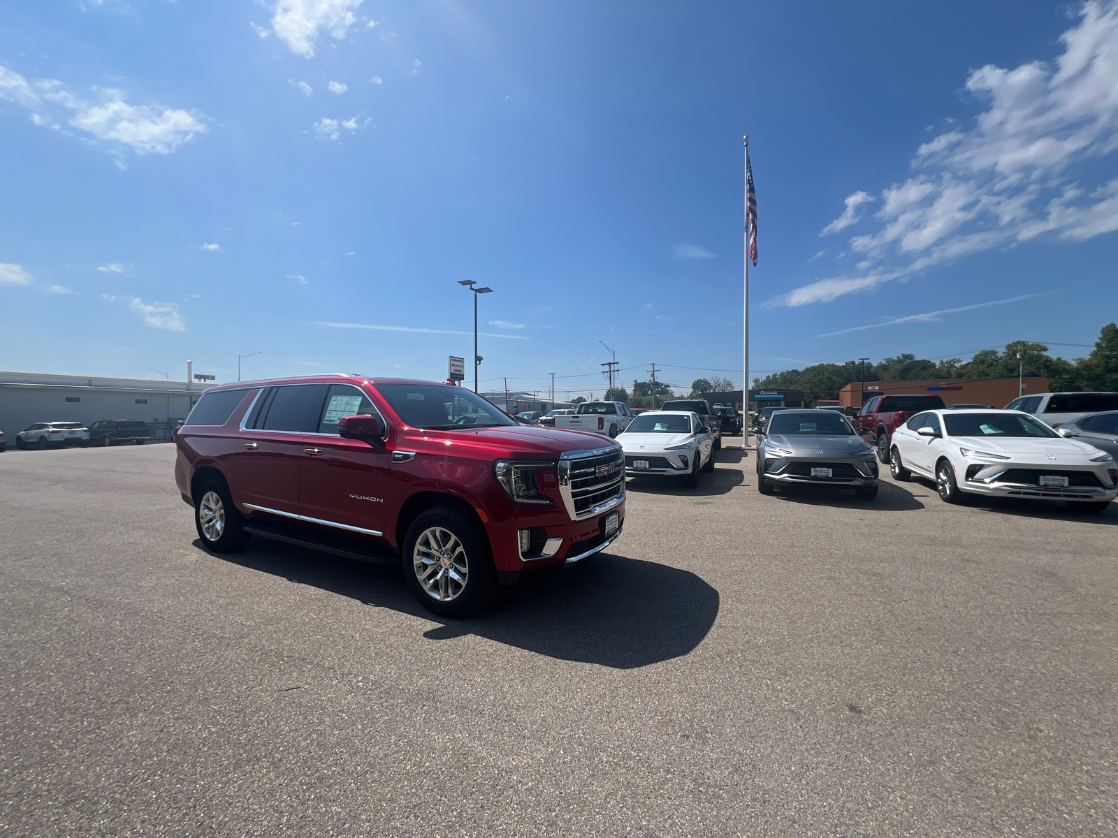 2024 GMC Yukon XL SLT 2