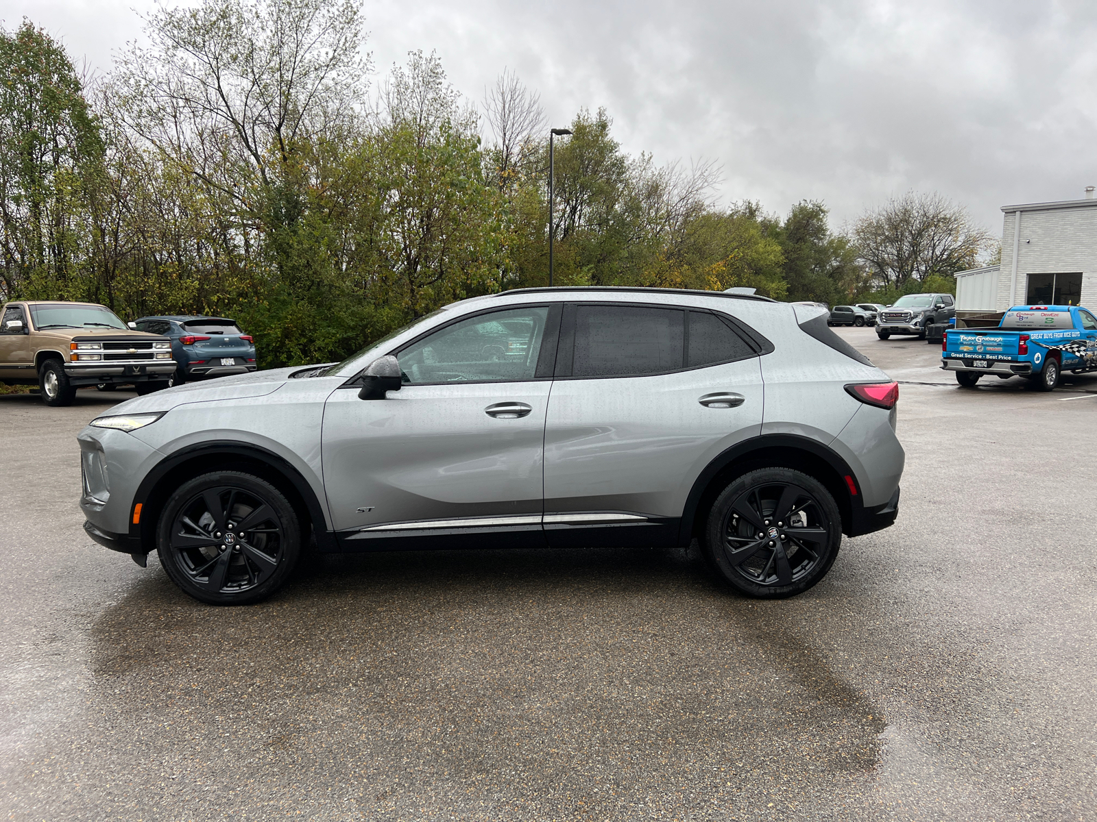 2024 Buick Envision Sport Touring 8