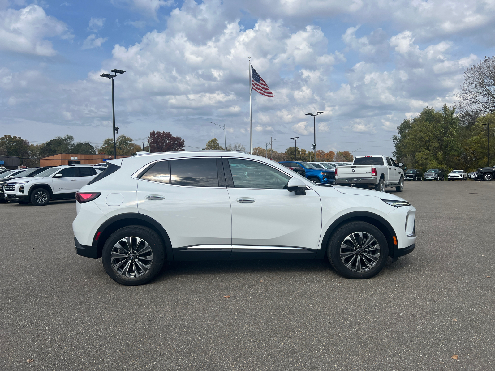 2024 Buick Envision Preferred 17