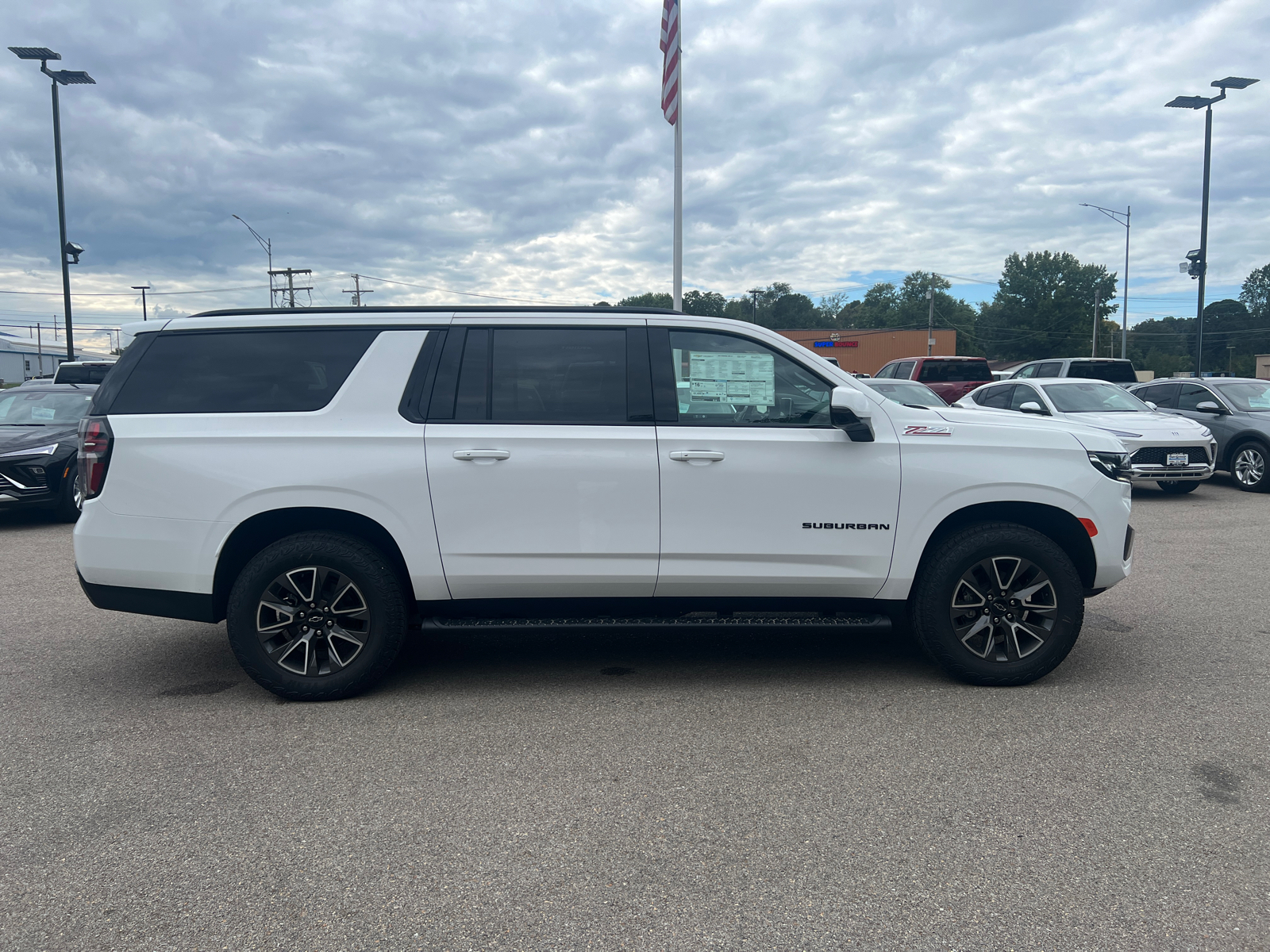 2024 Chevrolet Suburban Z71 17