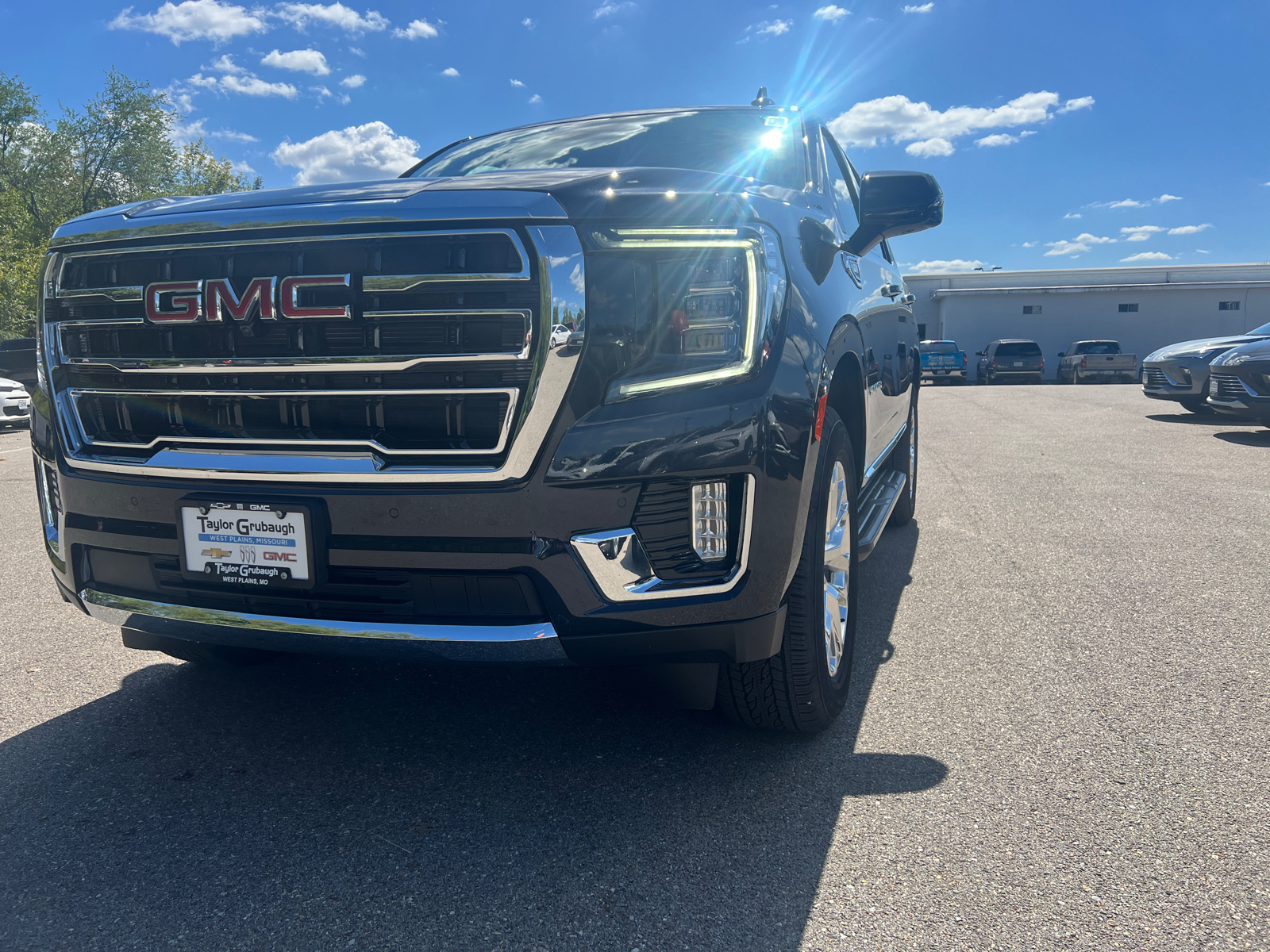 2024 GMC Yukon SLT 8