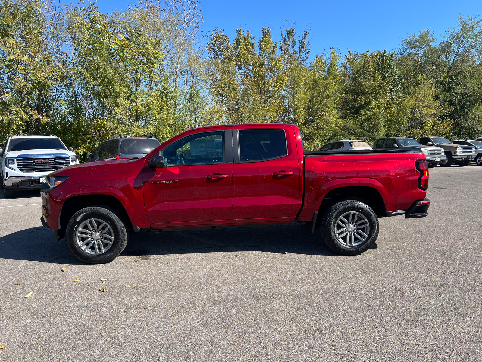 2024 Chevrolet Colorado 2WD LT 8