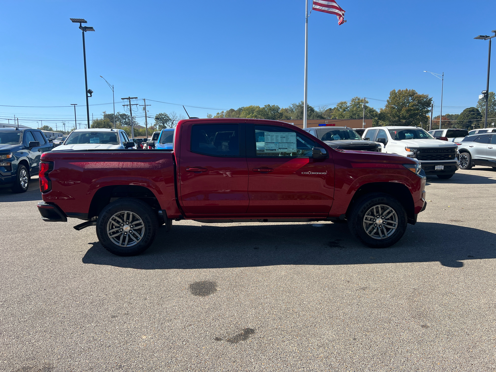 2024 Chevrolet Colorado 2WD LT 13