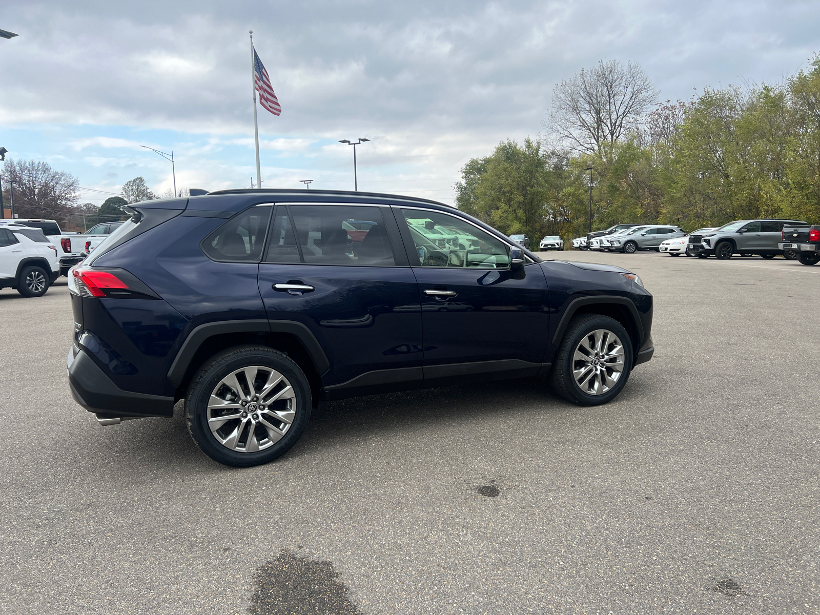 2021 Toyota RAV4 Limited 16