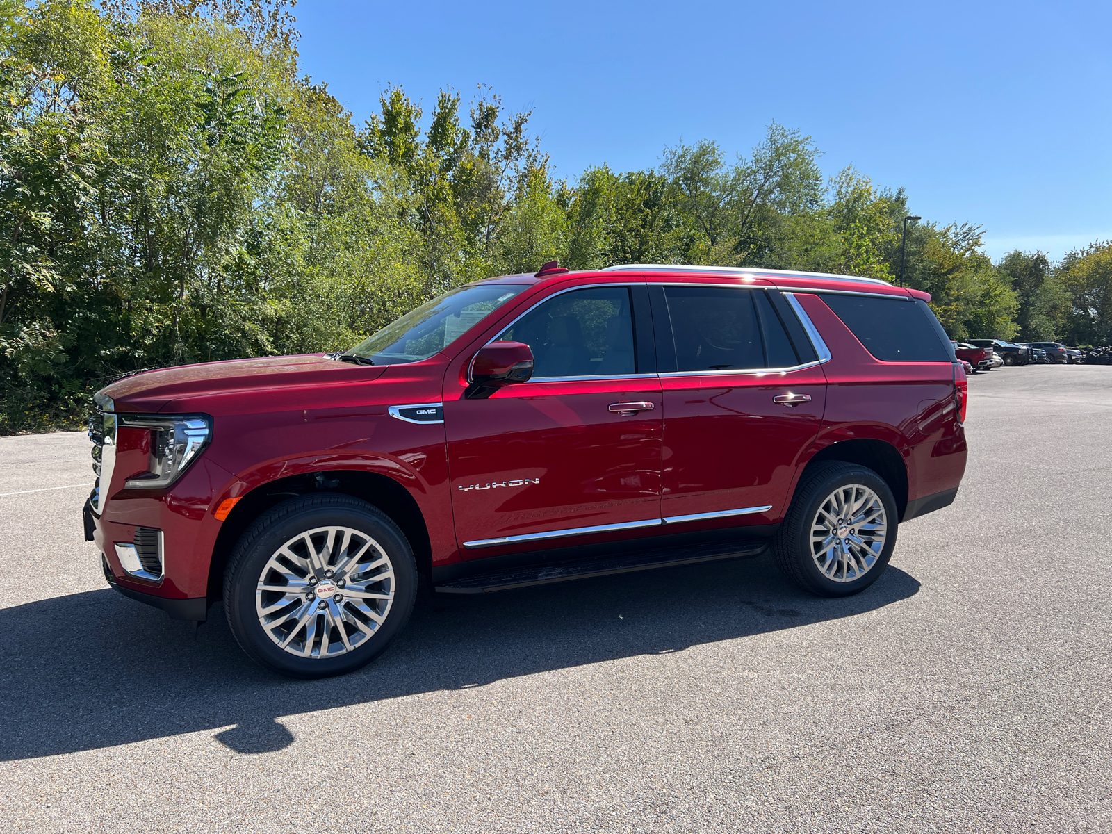 2024 GMC Yukon SLT 7